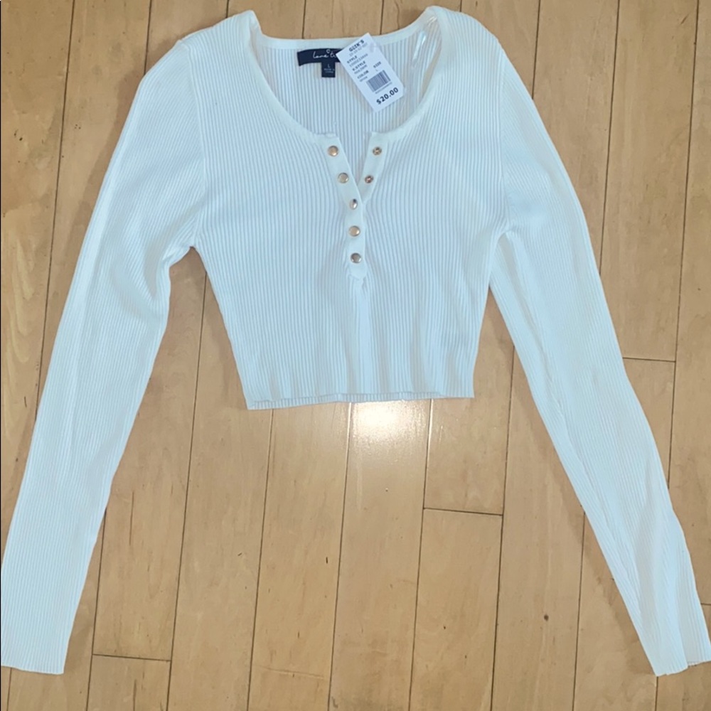 White thin cropped sweater